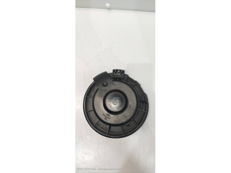 Recambio de motor calefaccion para ford kuga (cbs) titanium referencia OEM IAM AV6N18456AA  