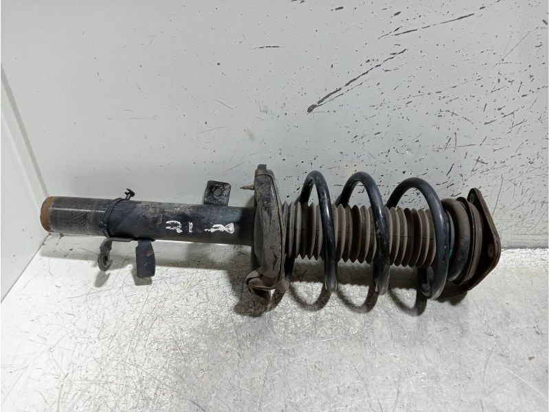 Recambio de amortiguador delantero izquierdo para ford kuga (cbs) titanium referencia OEM IAM CV6118045AAD  