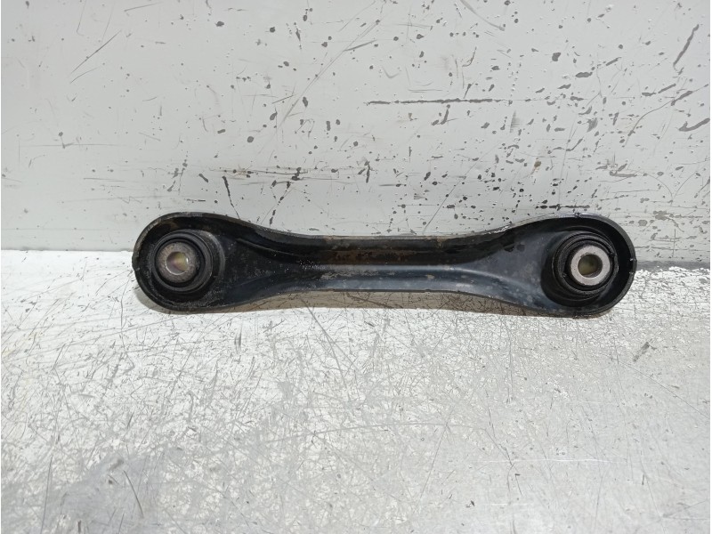 Recambio de brazo suspension superior trasero derecho para ford kuga (cbs) titanium referencia OEM IAM   
