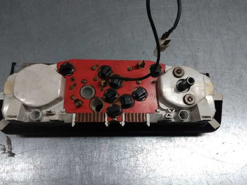 Recambio de cuadro instrumentos para peugeot 304 berlina referencia OEM IAM M3412G3  