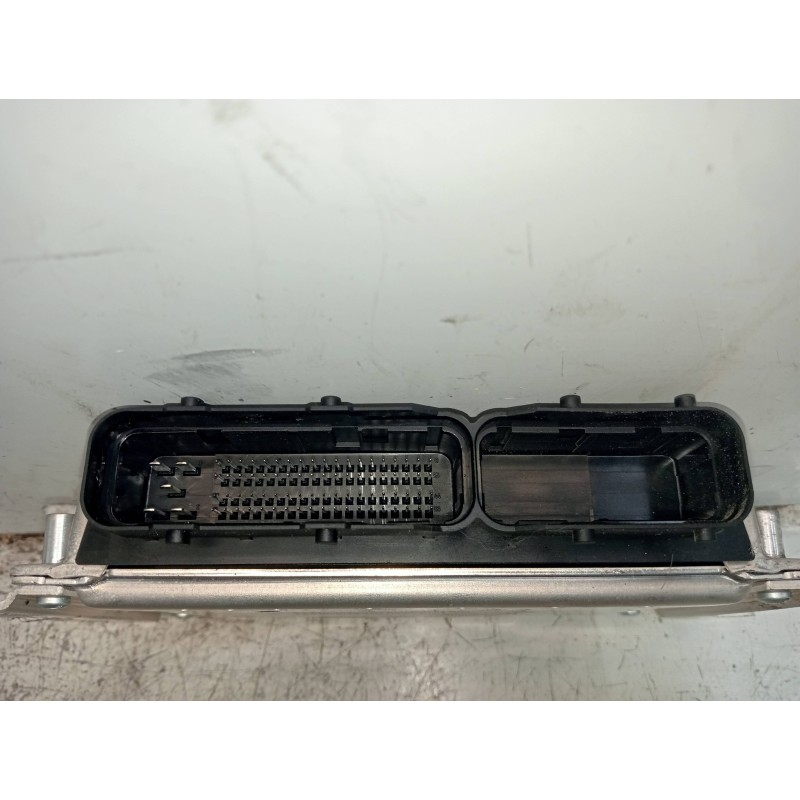 Recambio de centralita motor uce para hyundai elantra (xd) 1.6 comfort (5-ptas.) referencia OEM IAM 9030930438F 3914026760 