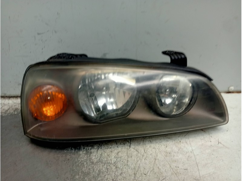 Recambio de faro derecho para hyundai elantra (xd) 1.6 comfort (5-ptas.) referencia OEM IAM 921022DXXX  