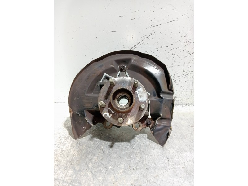 Recambio de mangueta delantera izquierda para ford kuga (cbs) titanium referencia OEM IAM   