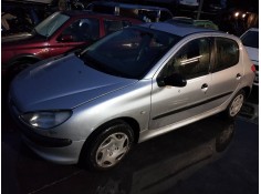peugeot 206 berlina del año 2002