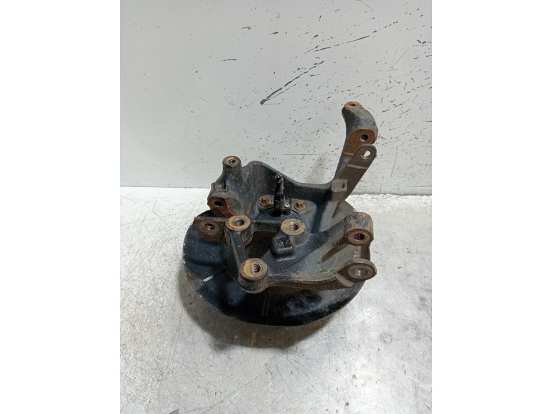 Recambio de mangueta trasera derecha para ford kuga (cbs) titanium referencia OEM IAM   