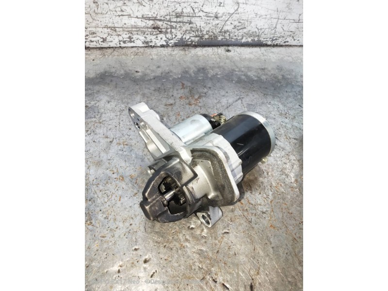 Recambio de motor arranque para dacia duster ii comfort referencia OEM IAM M000TD0372ZE 233000557R 