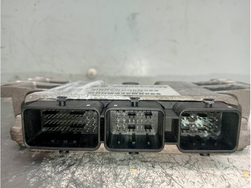 Recambio de centralita motor uce para peugeot 207 xs referencia OEM IAM SW9663380880  