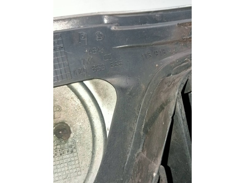 Recambio de rejilla delantera para skoda octavia berlina (1z3) 1.9 tdi referencia OEM IAM 1Z0853661 8102666 