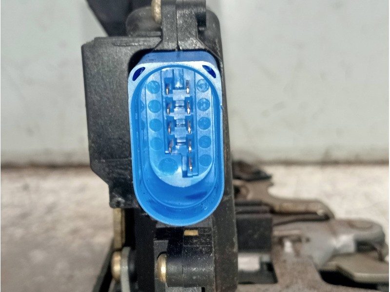 Recambio de motor cierre centralizado delantero izquierdo para skoda octavia berlina (1z3) 1.9 tdi referencia OEM IAM 3D1837015 