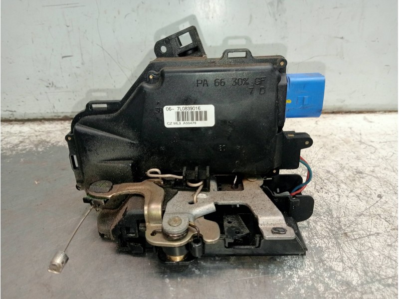 Recambio de motor cierre centralizado trasero derecho para skoda octavia berlina (1z3) 1.9 tdi referencia OEM IAM 7L0839016 5P 