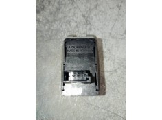 Recambio de mando elevalunas delantero derecho para bmw serie 3 touring (e91) 318i referencia OEM IAM 6945875   2