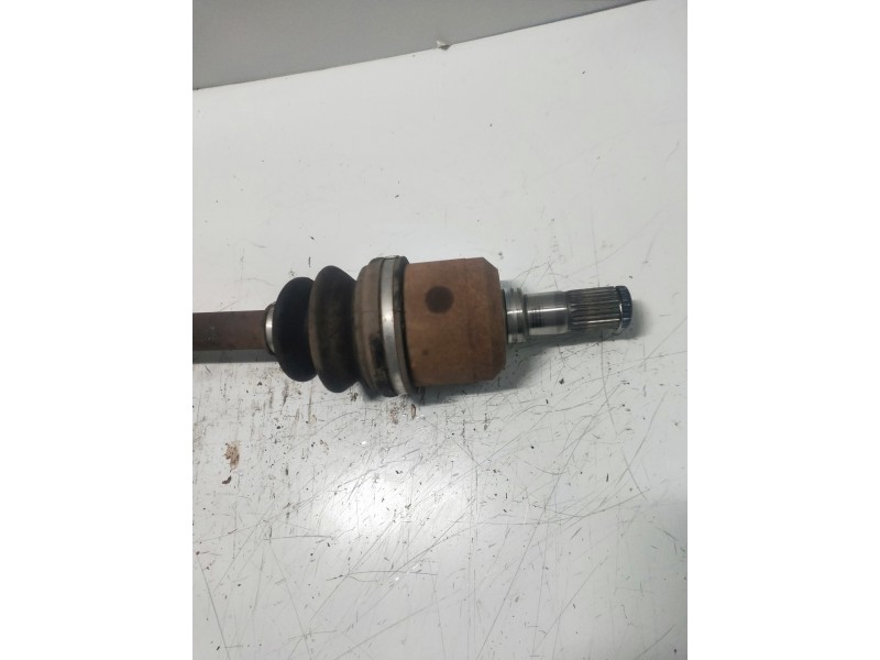 Recambio de transmision delantera derecha para hyundai elantra (xd) 1.6 comfort (5-ptas.) referencia OEM IAM X02  