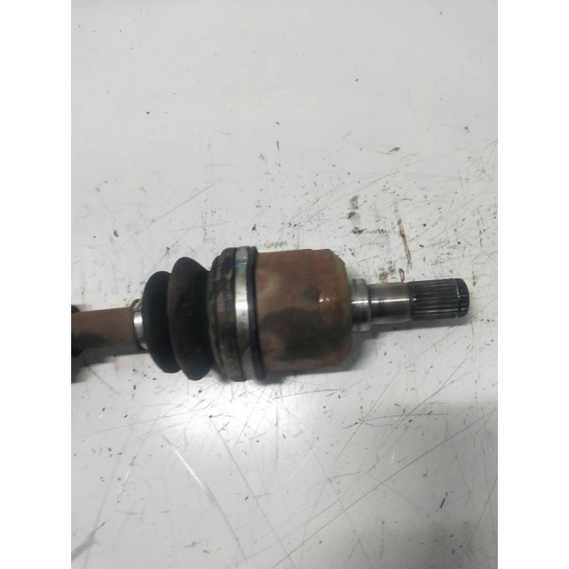 Recambio de transmision delantera izquierda para hyundai elantra (xd) 1.6 comfort (5-ptas.) referencia OEM IAM X02  