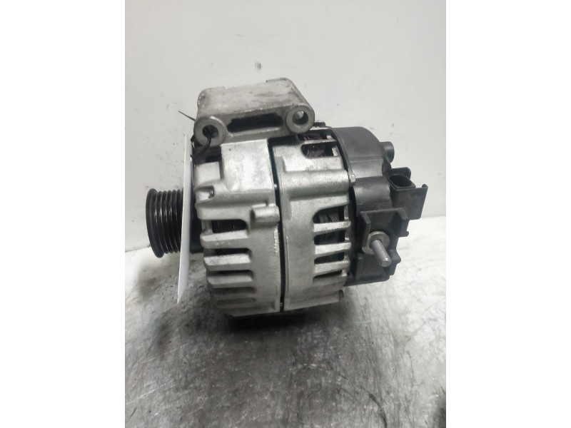 Recambio de alternador para mercedes clase clk (w209) coupe 220 cdi (209.308) referencia OEM IAM A0009067802  