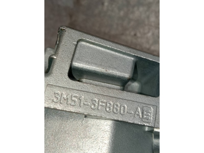 Recambio de conmutador de arranque para ford focus lim. (cb8) 1.6 tdci cat referencia OEM IAM 3M513F880AE  