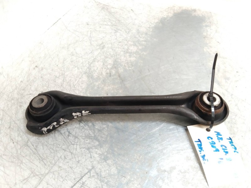 Recambio de brazo suspension inferior trasero derecho para mercedes clase clk (w209) coupe 2.7 cdi 20v cat referencia OEM IAM   