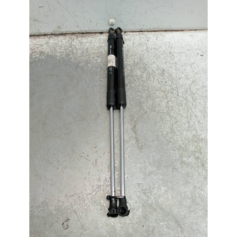 Recambio de amortiguadores maletero / porton para renault clio iii confort dynamique referencia OEM IAM 8200299546  