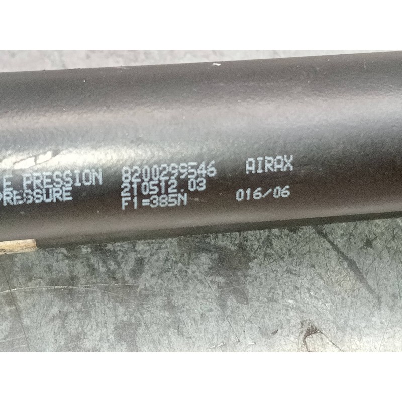 Recambio de amortiguadores maletero / porton para renault clio iii confort dynamique referencia OEM IAM 8200299546  