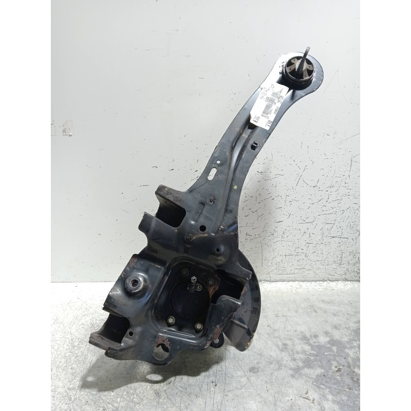 Recambio de mangueta delantera derecha para ford focus lim. (cb8) 1.6 tdci cat referencia OEM IAM BV615A968CC  