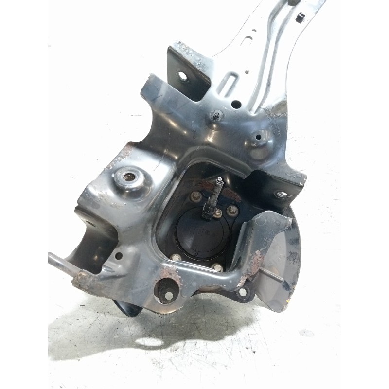 Recambio de mangueta delantera derecha para ford focus lim. (cb8) 1.6 tdci cat referencia OEM IAM BV615A968CC  