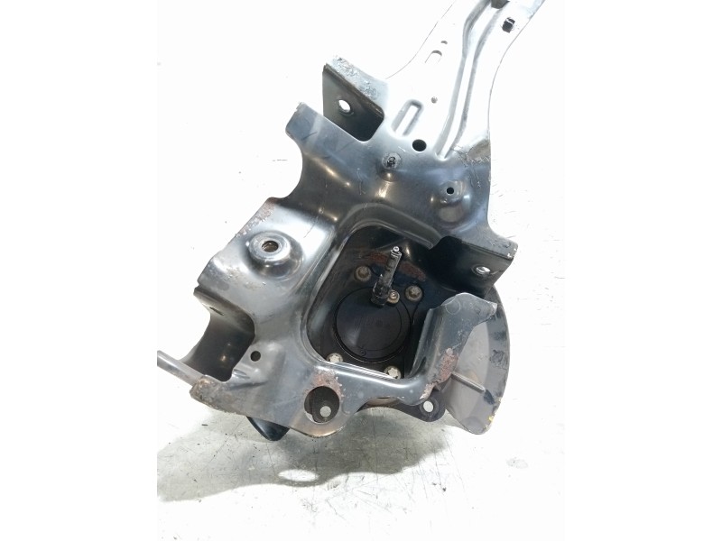 Recambio de mangueta delantera derecha para ford focus lim. (cb8) 1.6 tdci cat referencia OEM IAM BV615A968CC  