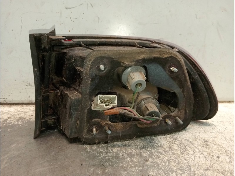 Recambio de piloto trasero izquierdo para honda civic berlina (eg/eh) 1.5 lsi 3 berlina (eg4) referencia OEM IAM   