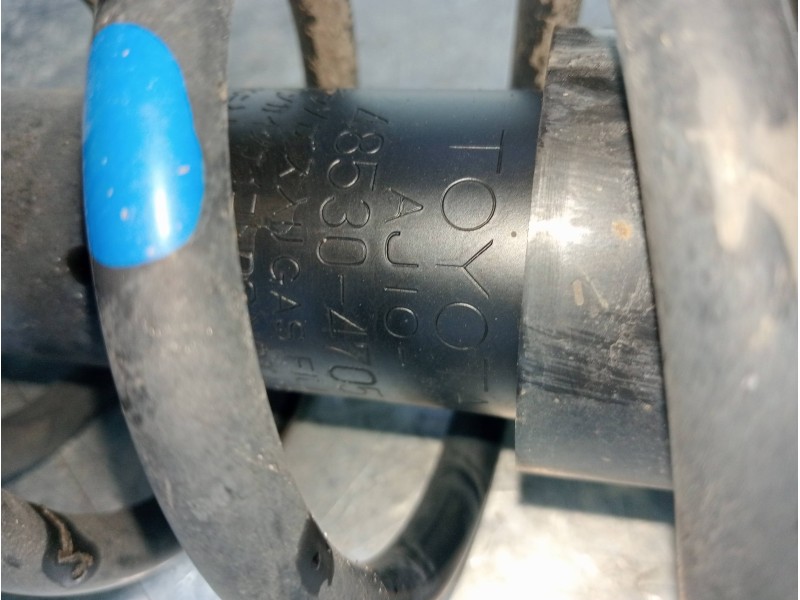 Recambio de amortiguador trasero izquierdo para toyota prius (nhw20) basis referencia OEM IAM 4853047051  