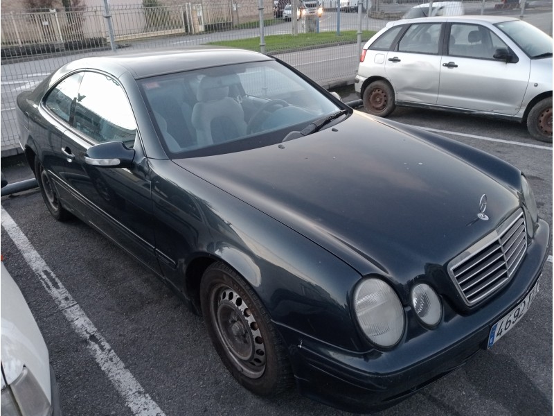 mercedes clase clk (w208) coupe del año 1999