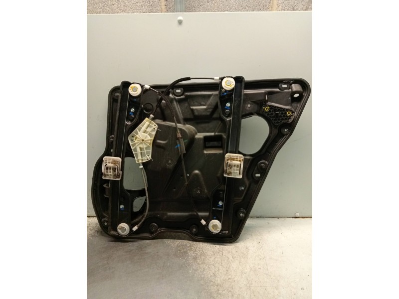 Recambio de elevalunas trasero izquierdo para dodge journey se referencia OEM IAM 9T235879 963209103 8400