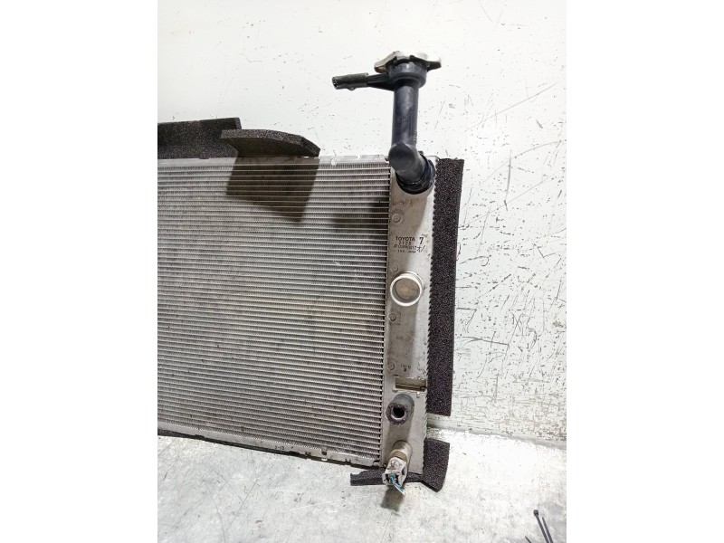 Recambio de radiador agua para toyota prius (nhw20) basis referencia OEM IAM 1220700412  