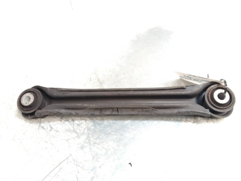 Recambio de brazo suspension inferior trasero izquierdo para mercedes clase clk (w209) coupe 2.7 cdi 20v cat referencia OEM IAM 