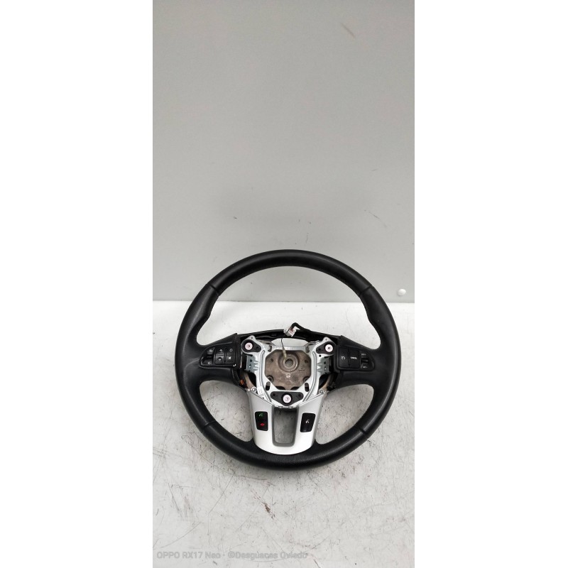 Recambio de volante para kia sportage drive 4x2 referencia OEM IAM 561103U751EQ  