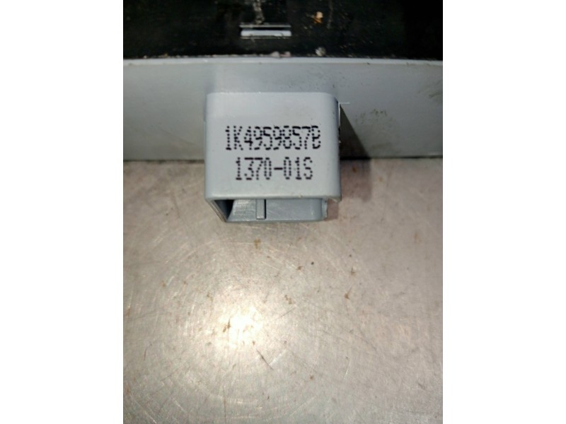 Recambio de mando elevalunas delantero izquierdo para seat altea xl (5p5) reference referencia OEM IAM 1K4959857B 137001S 