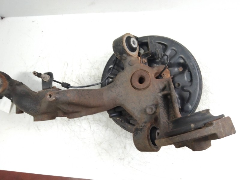 Recambio de mangueta trasera derecha para fiat doblo dynamic referencia OEM IAM   