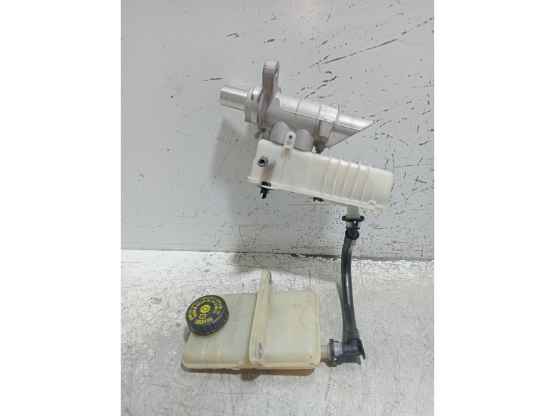 Recambio de bomba freno para renault espace v intens referencia OEM IAM 460917863R  