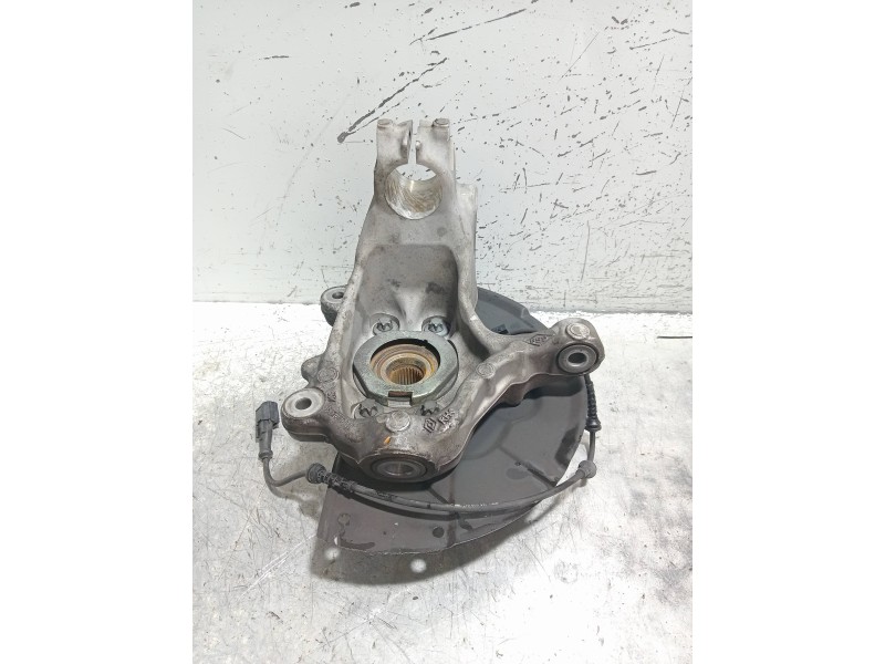 Recambio de mangueta delantera derecha para renault espace v intens referencia OEM IAM   