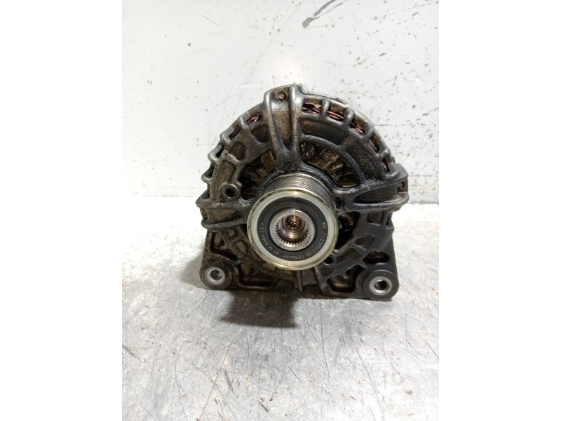 Recambio de alternador para renault espace v intens referencia OEM IAM 231004BE0BF  
