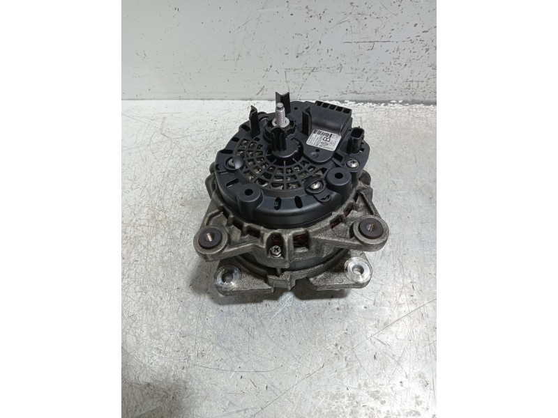 Recambio de alternador para renault espace v intens referencia OEM IAM 231004BE0BF  