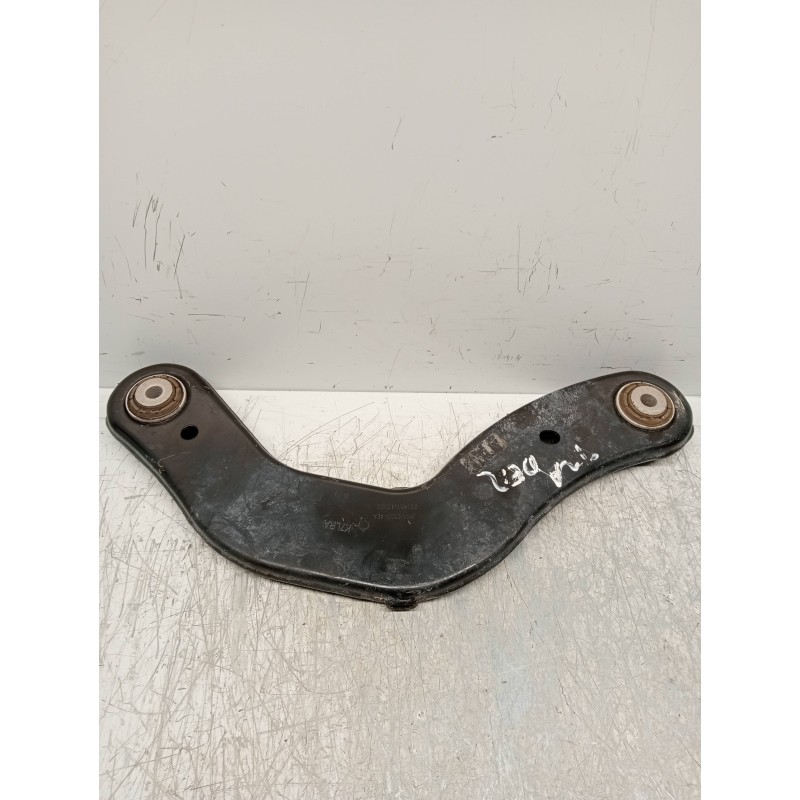 Recambio de brazo suspension superior trasero derecho para ford focus turnier active referencia OEM IAM JX615500AEA  