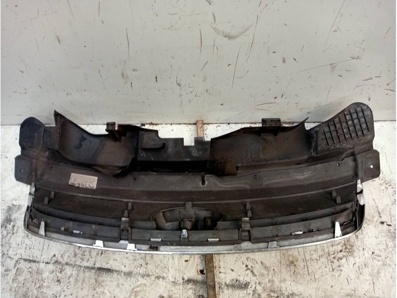 Recambio de rejilla delantera para ford kuga (cbv) trend referencia OEM IAM   