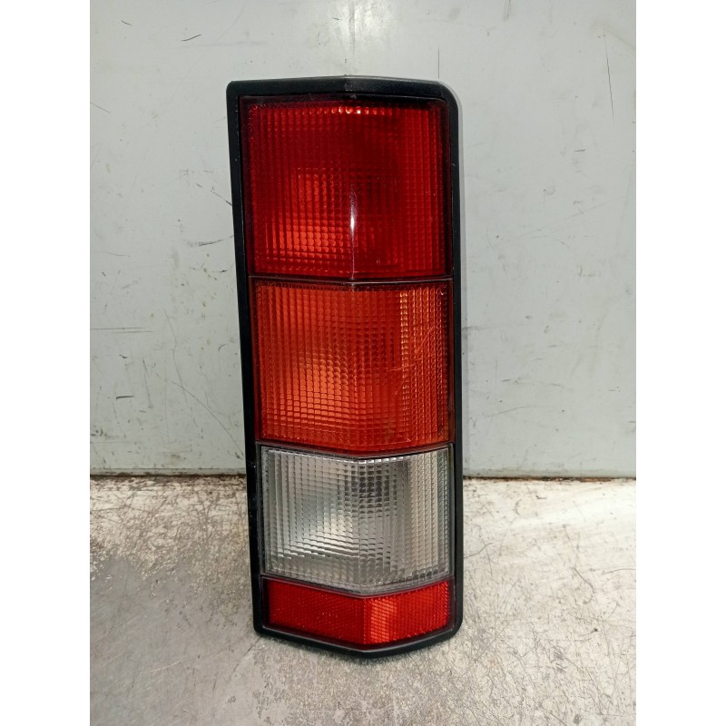 Recambio de piloto trasero derecho para renault rapid/express (f40) 1.3 básico familiar / rl (f406) referencia OEM IAM   