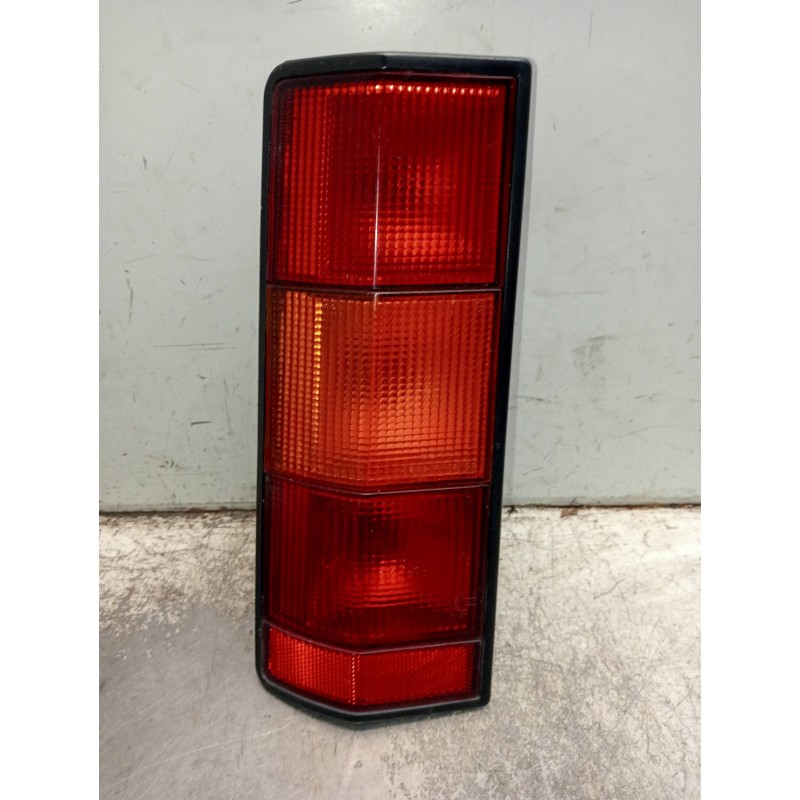 Recambio de piloto trasero izquierdo para renault rapid/express (f40) 1.3 básico familiar / rl (f406) referencia OEM IAM   
