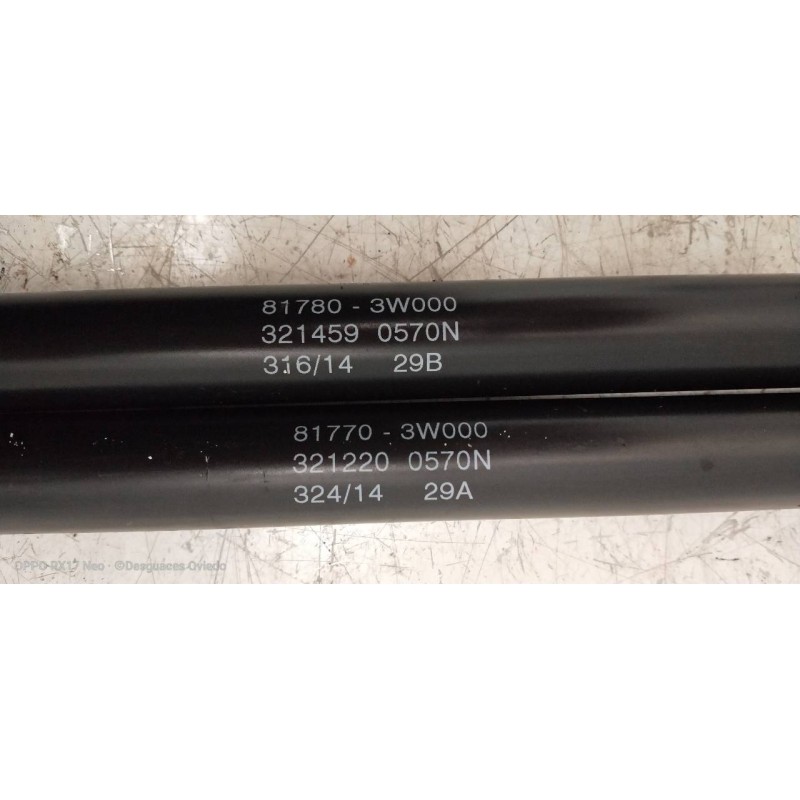 Recambio de amortiguadores maletero / porton para kia sportage drive 4x2 referencia OEM IAM 817803W000 817703W000 