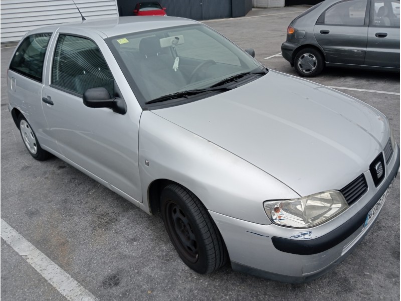 seat ibiza (6k1) del año 2002