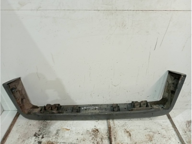 Recambio de paragolpes trasero para renault rapid/express (f40) 1.3 básico familiar / rl (f406) referencia OEM IAM   