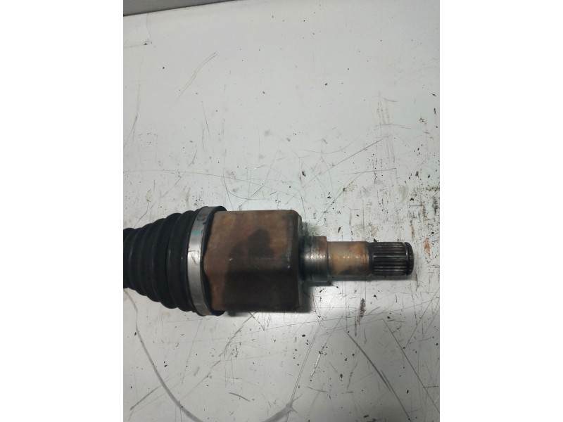 Recambio de transmision delantera izquierda para ford kuga (cbv) trend referencia OEM IAM T091002  