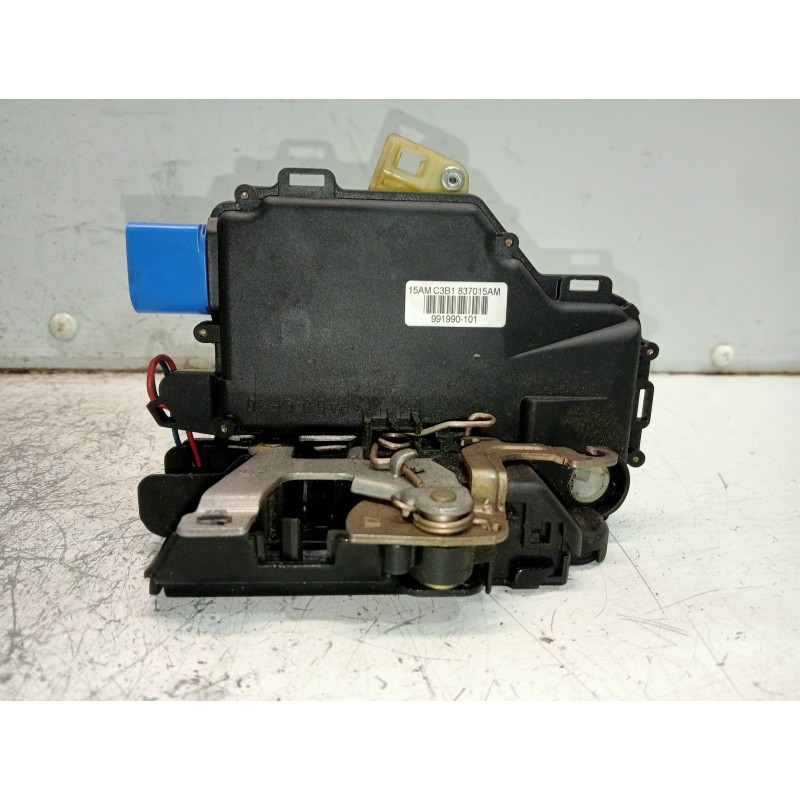 Recambio de motor cierre centralizado delantero izquierdo para volkswagen polo (9n1) trendline referencia OEM IAM 837015AM 99199