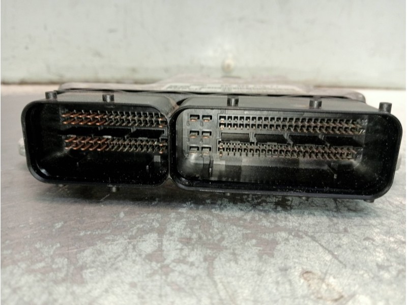 Recambio de centralita motor uce para seat leon (1p1) referencia OEM IAM 06F906056FJ 0261S02266 