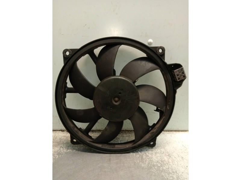 Recambio de electroventilador para renault scenic iii dynamique referencia OEM IAM FS2045 M155547B 214B10898R