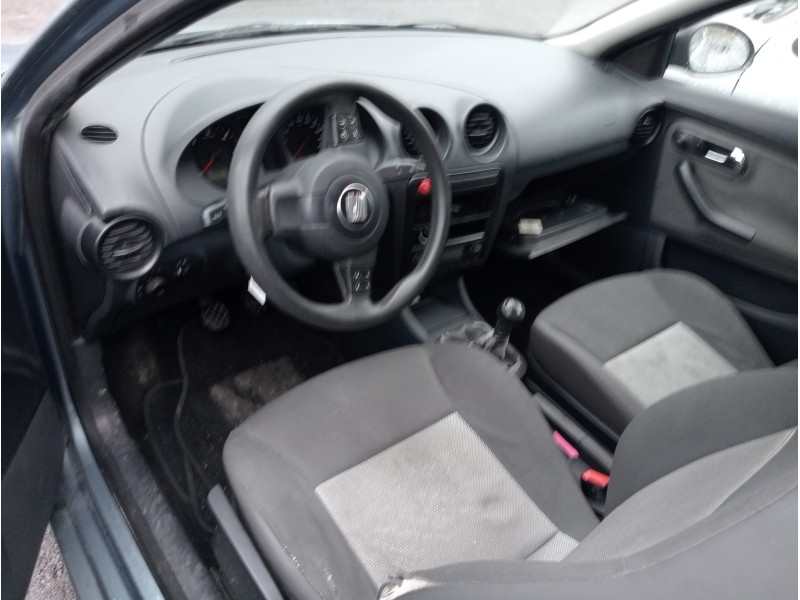 seat ibiza (6l1) del año 2005